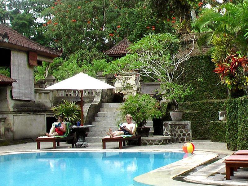 Hotel Champlung Sari And