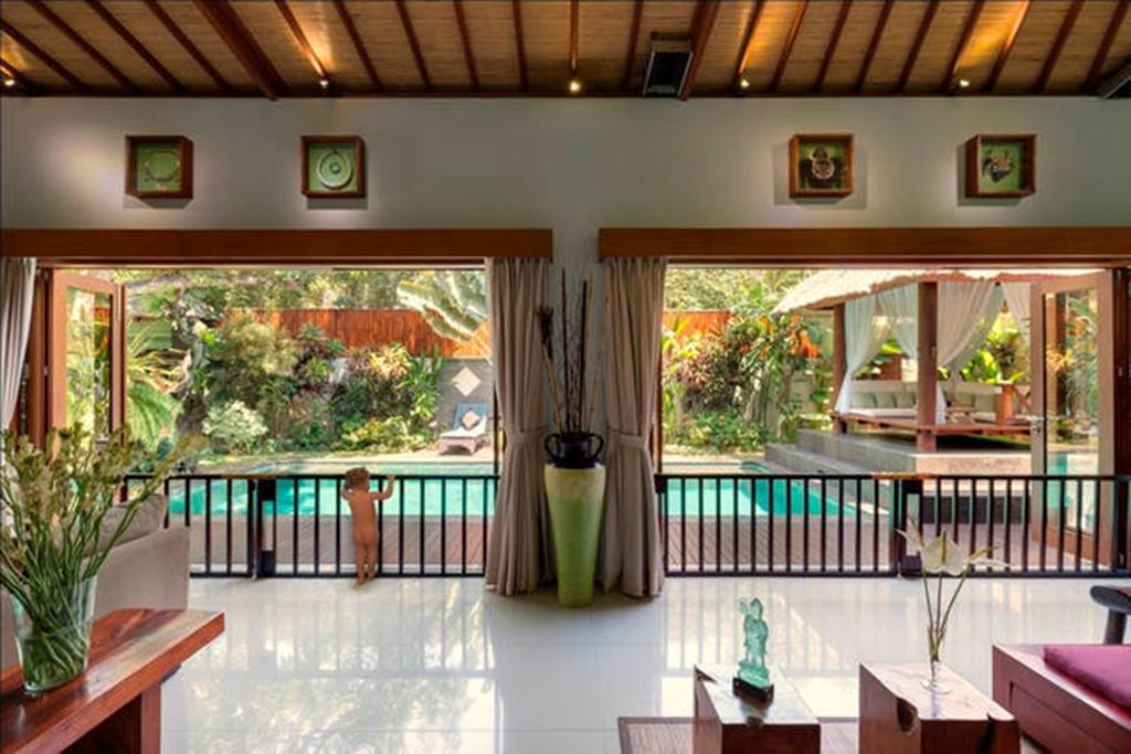 Villa Green Mango *