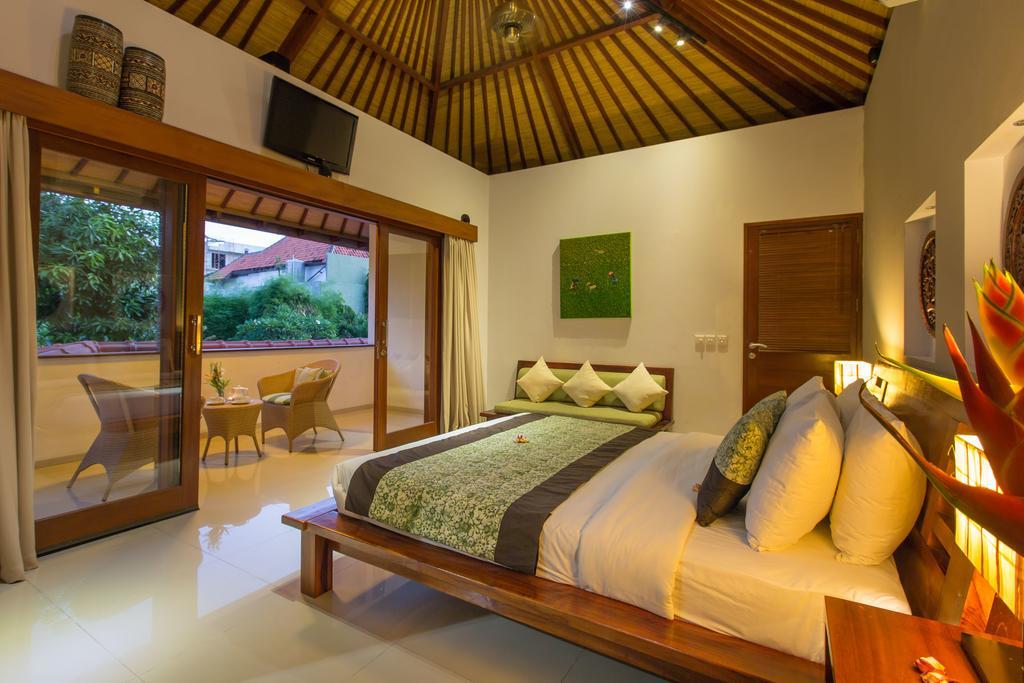 Villa Green Mango