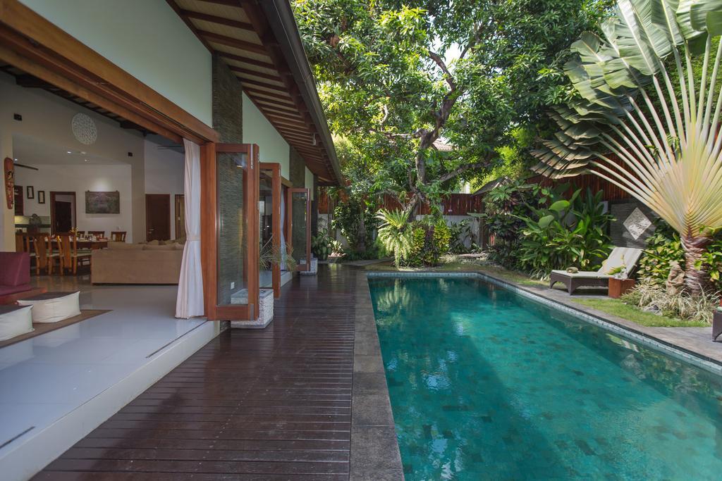 Villa Green Mango