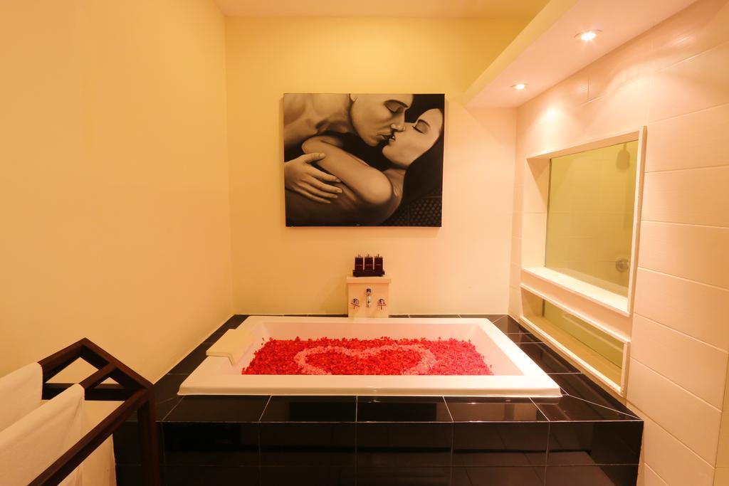 The Yubi Boutique - Chse Certified Villa