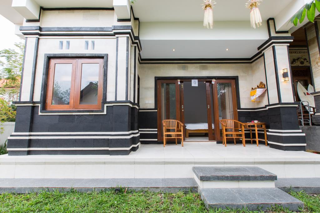 Pande Homestay *