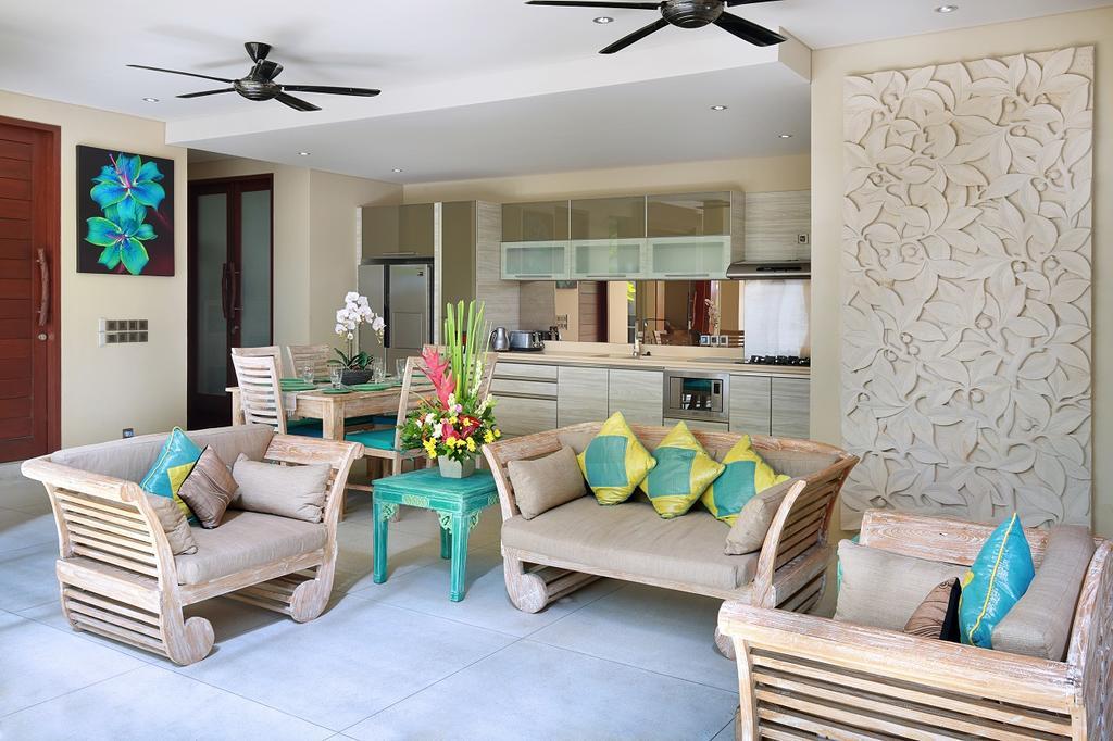 J Deluxe Villa