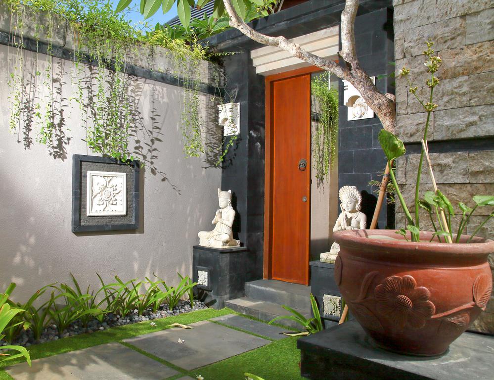 Villa The Banyumas Legian (Bali)