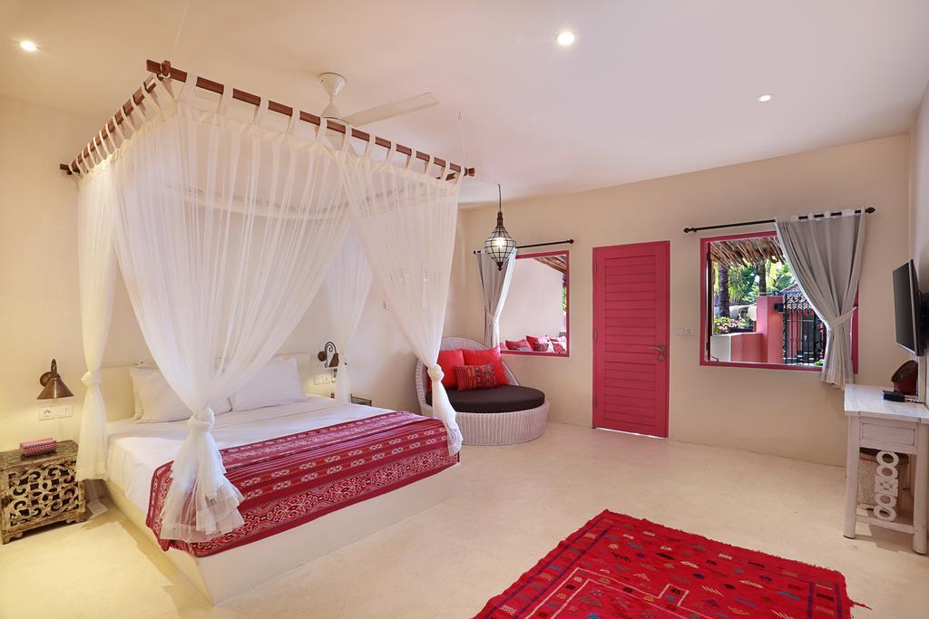 Hotel Pinkcoco - Constant Surprises & For Cool Adults Only Uluwatu (Bali)