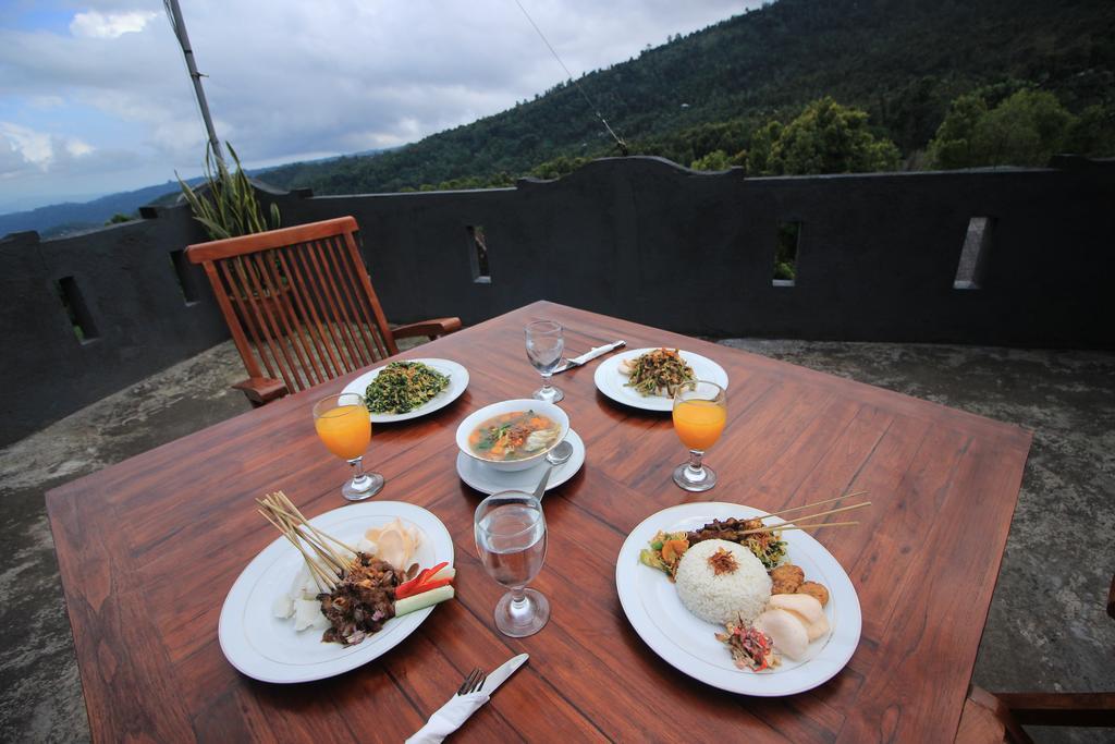 Guest house Adila Warung And *