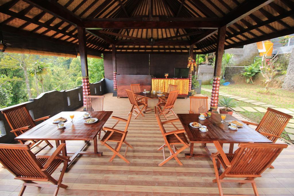 Guest house Adila Warung And