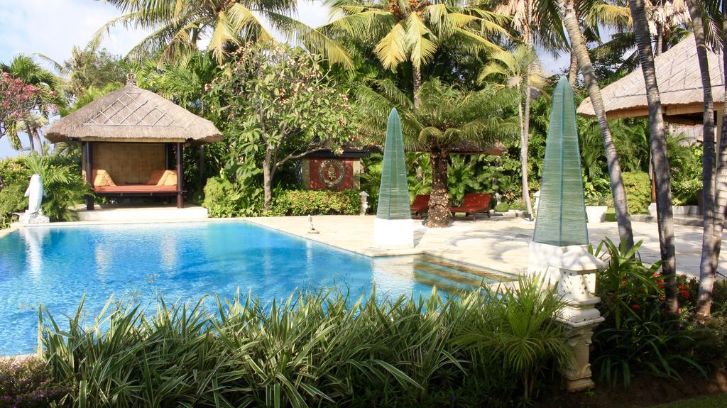 Villa Surgawi *