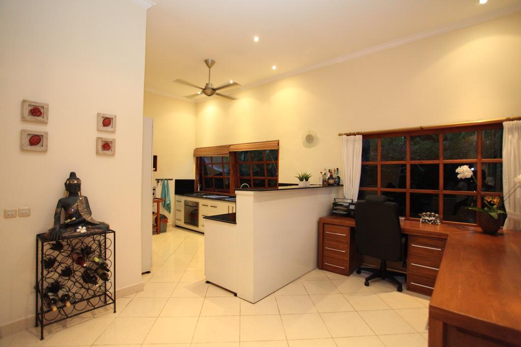 Villa Surgawi Lovina (Bali)