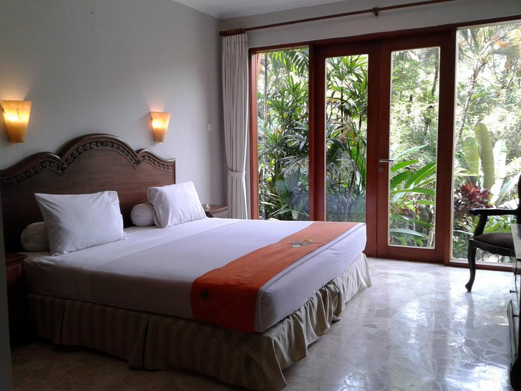 Anahata And Ubud (Bali)