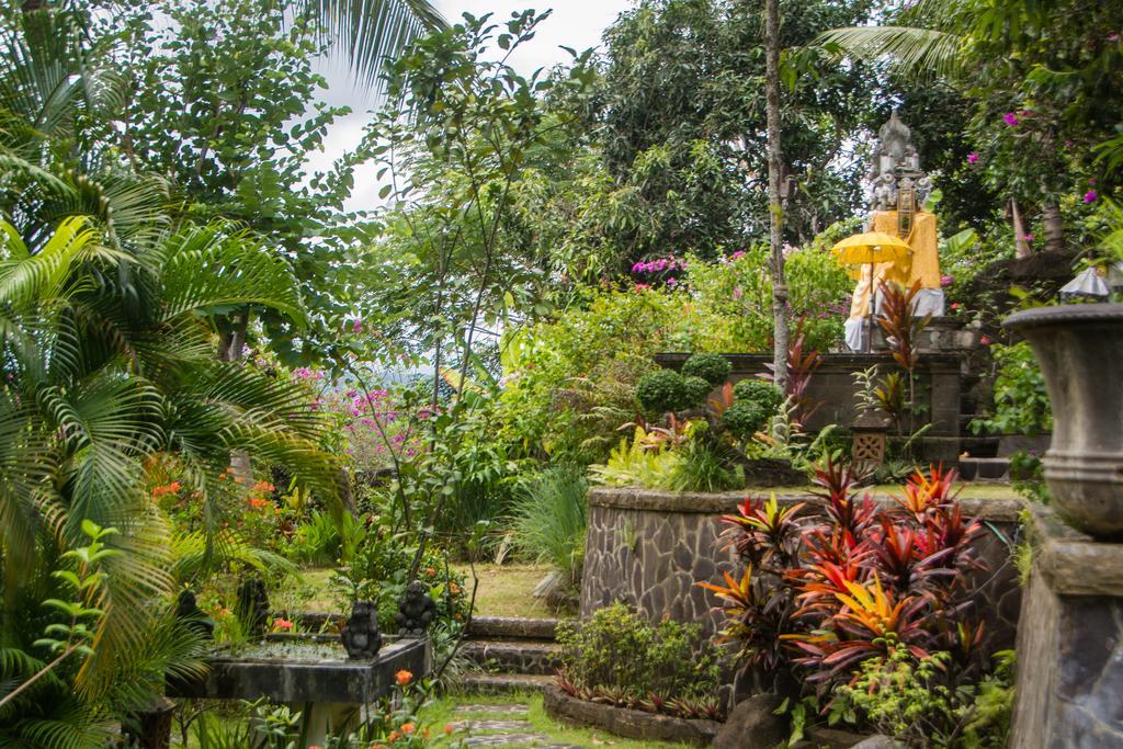 Villa Gunung Paradis Retreat