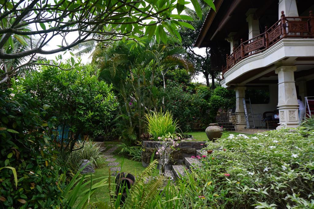 Gunung Paradis Retreat Villa