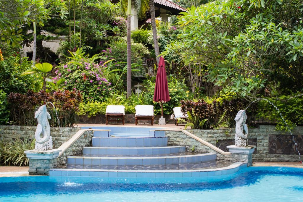 Gunung Paradis Retreat