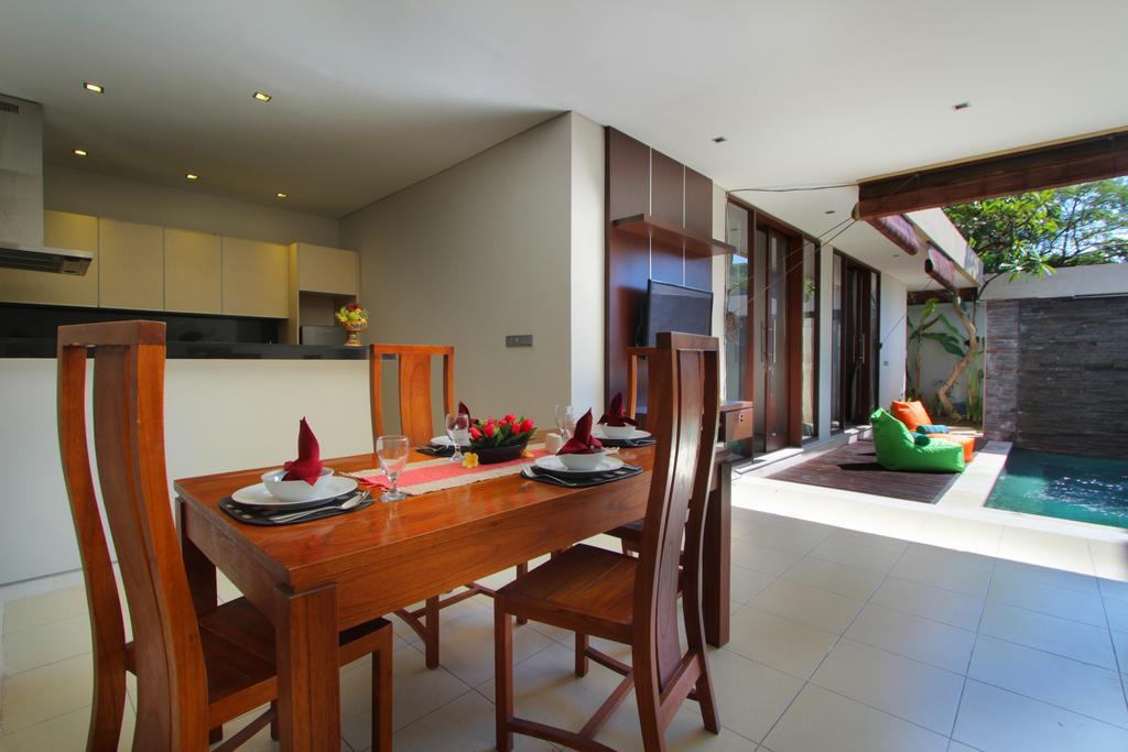 Sudha Bali Baik-baik * Seminyak (Bali)