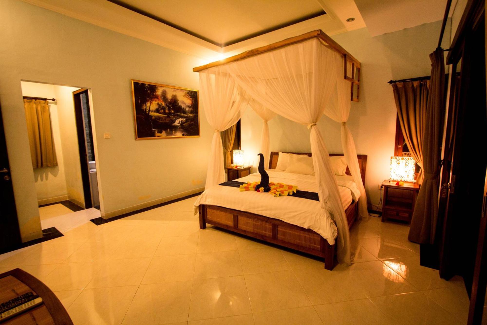 Ratna Ubud (Bali)