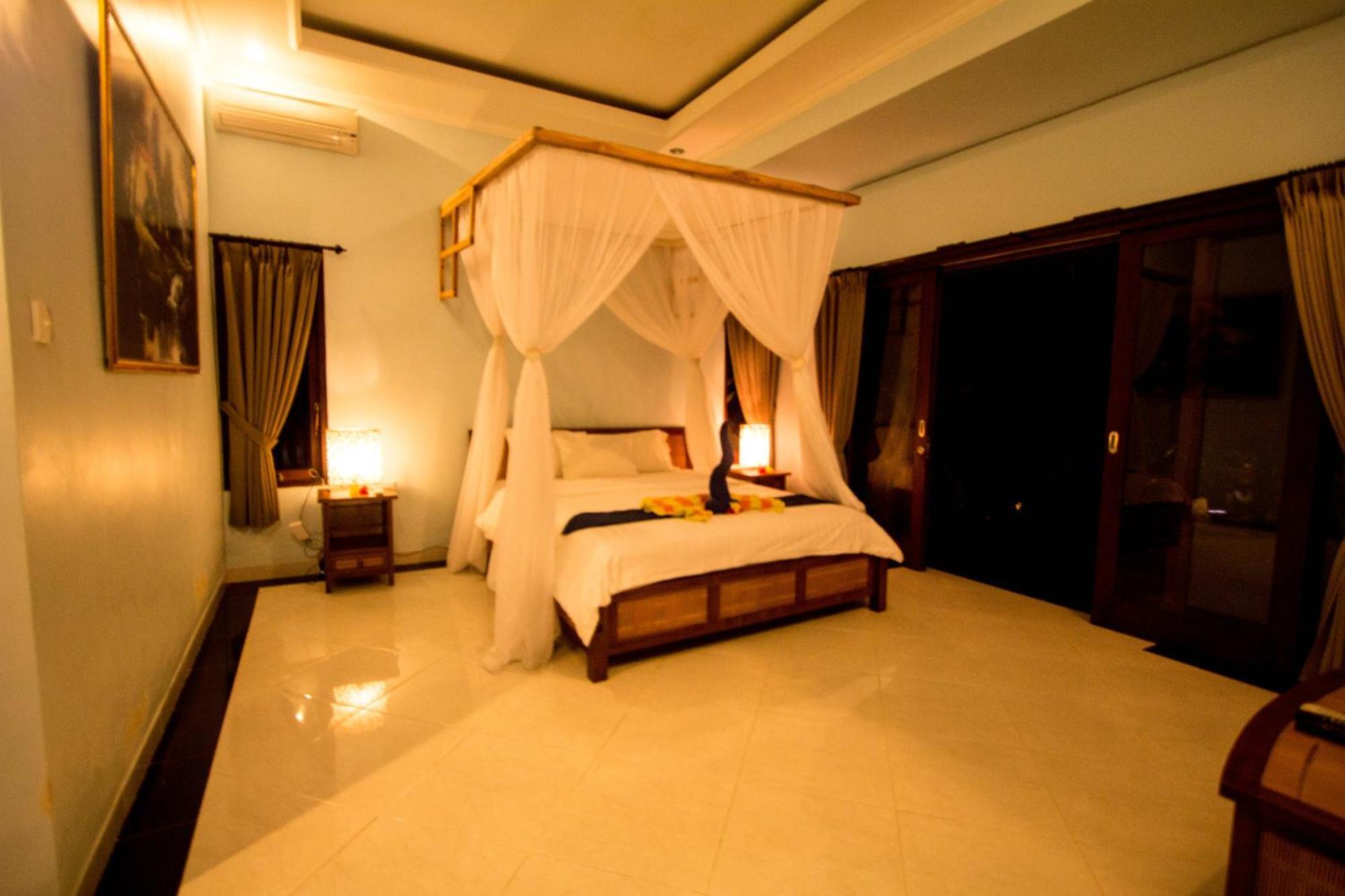 Villa Ratna
