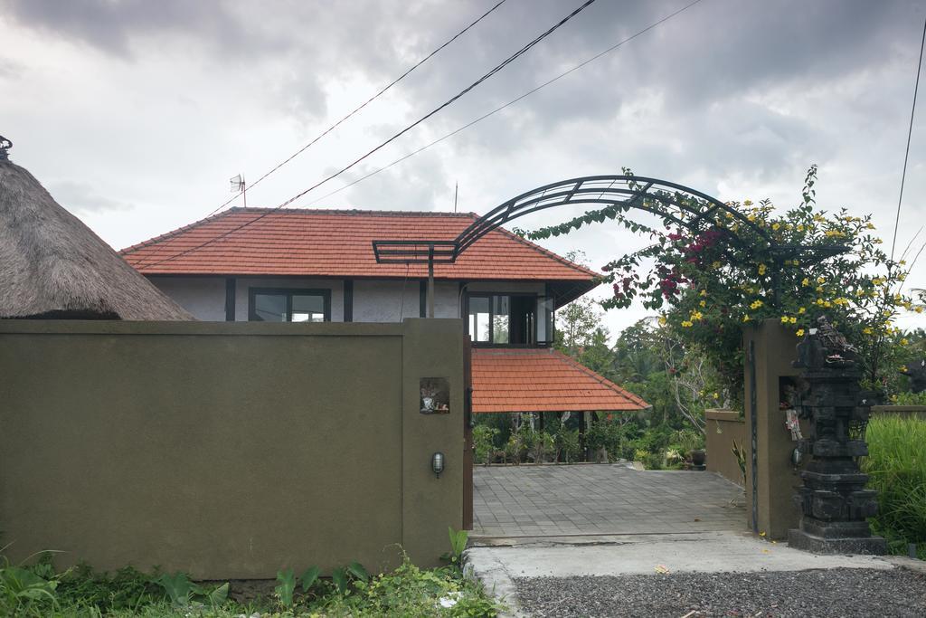 Tirta Arum Holiday park 4*