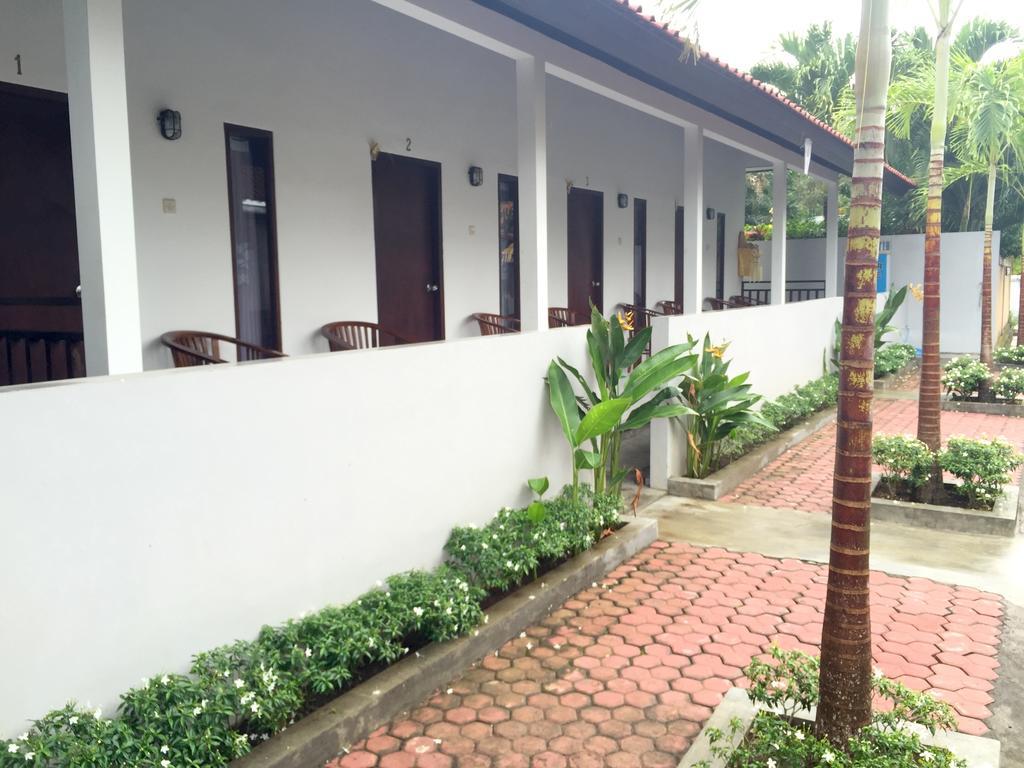 Taman Ratih Wisma tamu *