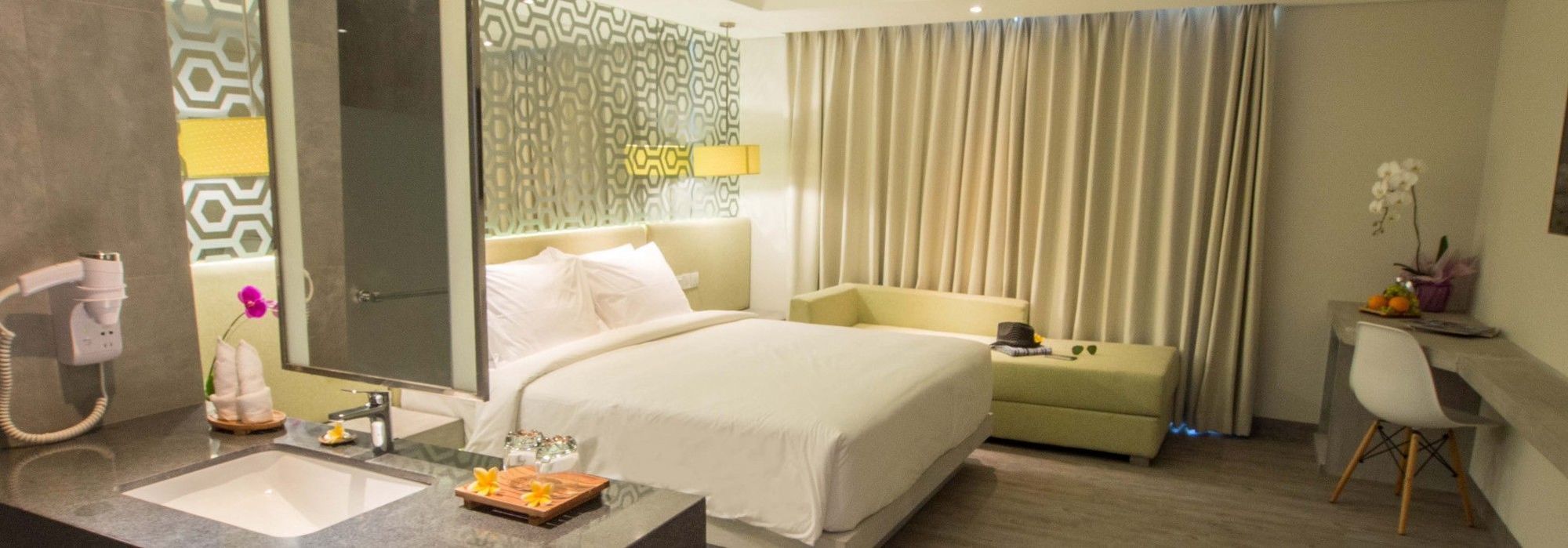 Hotel Daun Bali Seminyak 3*