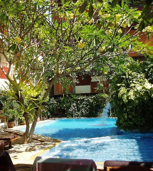 Garden & Hotel Kuta (Bali)