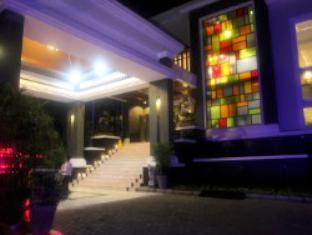 Hotel Gran Surya Banjar (Bali)