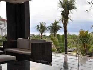 Hotel Lorin New Kuta 4*