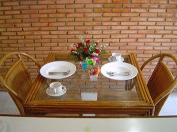 Aparthotel Swiss-Belcourt Sunset Seminyak (Bali)