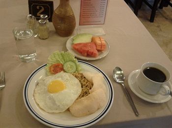 Hotel Urbanview Taman Suci Bali 3*