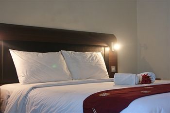 Hotel Urbanview Taman Suci Bali