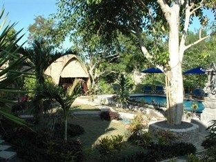 Lotus Garden Huts Holiday park