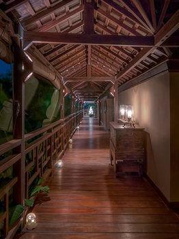 Lautan Kupu - Kupu Kuta (Bali)