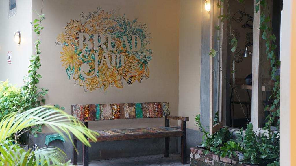 Bread And Jam *