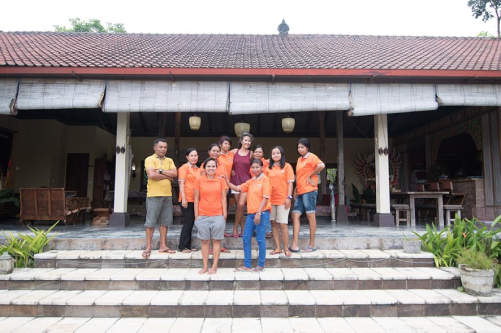 Nusa Villa *