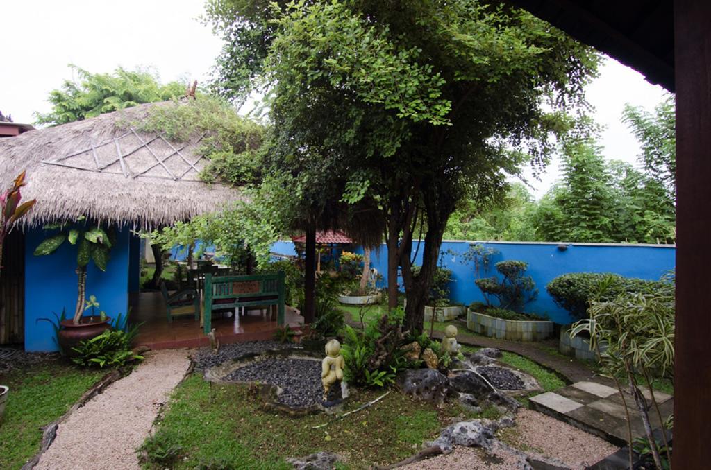 Nusa Villa *