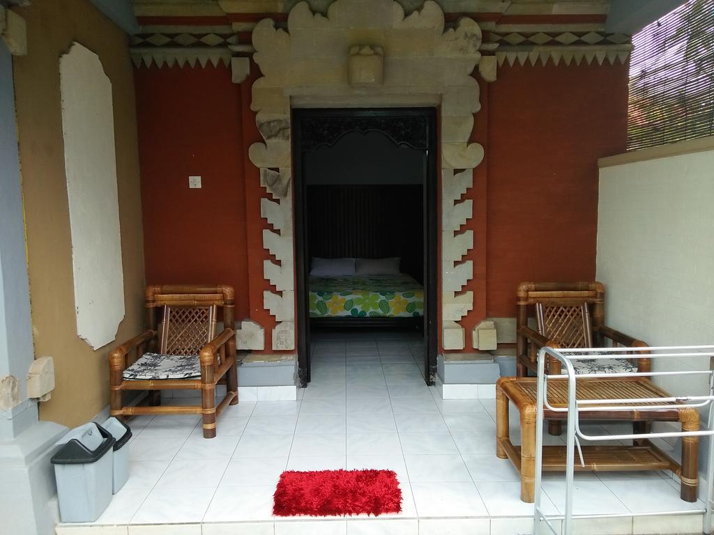 Puri Mandhara Wisma tamu