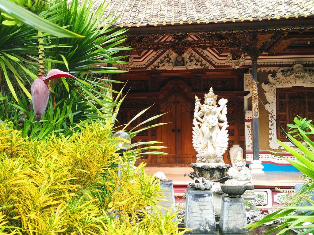Nusa Garden