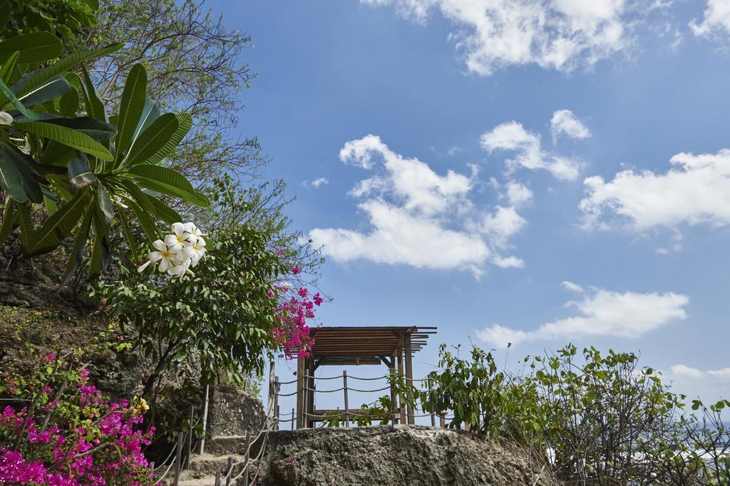 The Island Houses Bingin