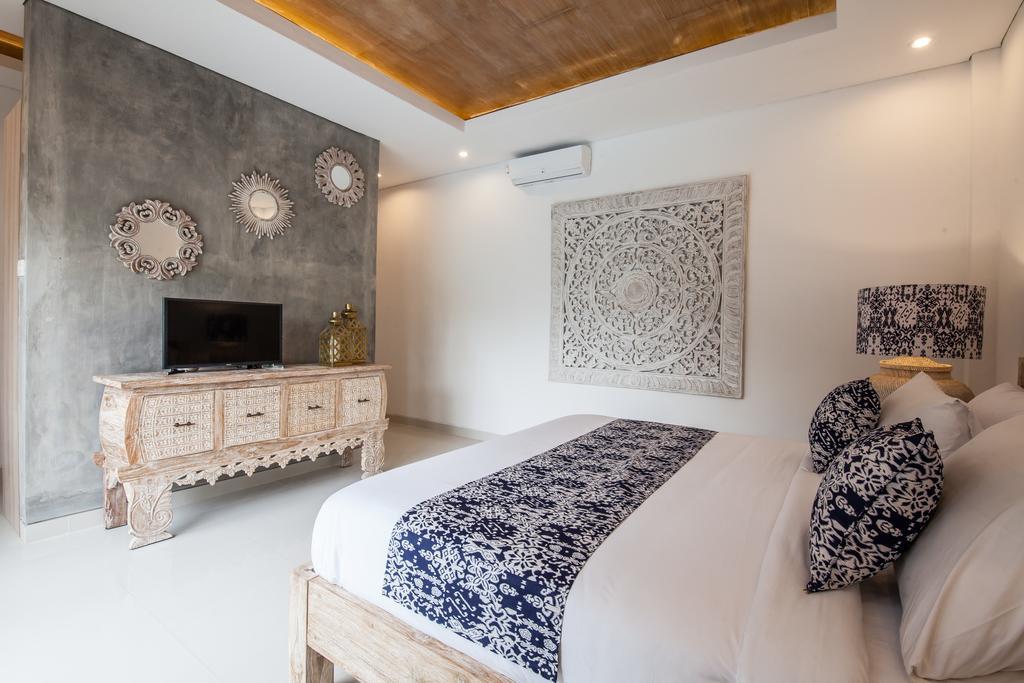 Ambermoon Villa