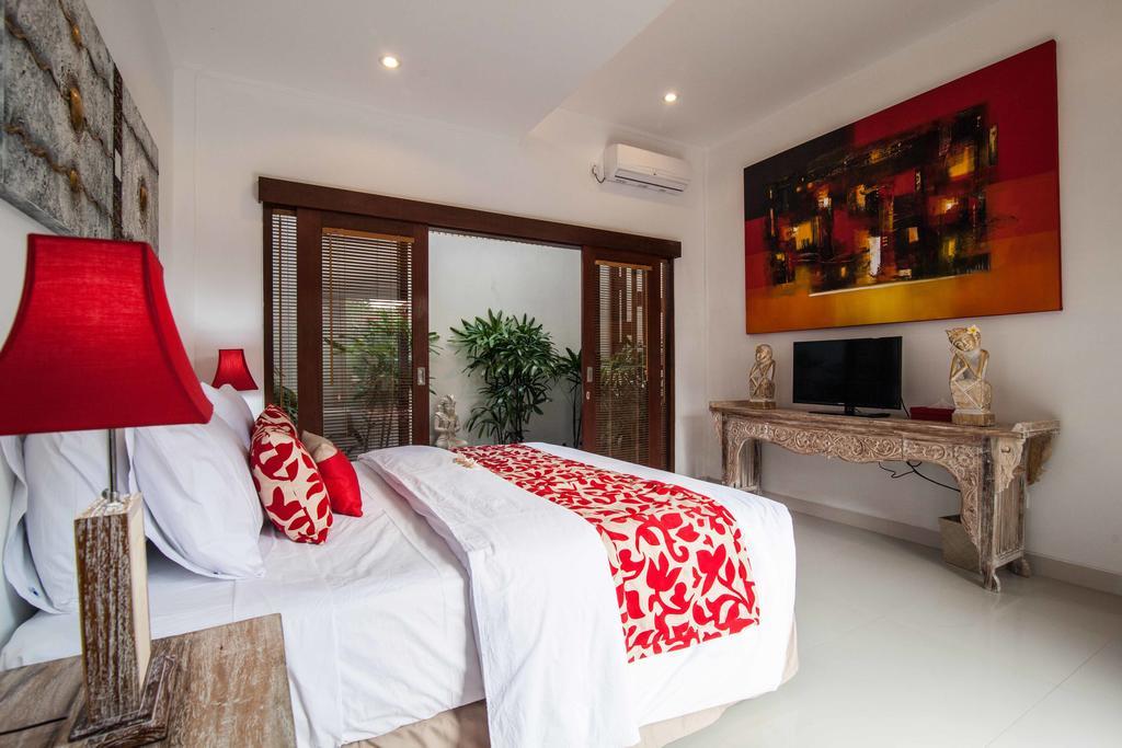 Ambermoon Villa