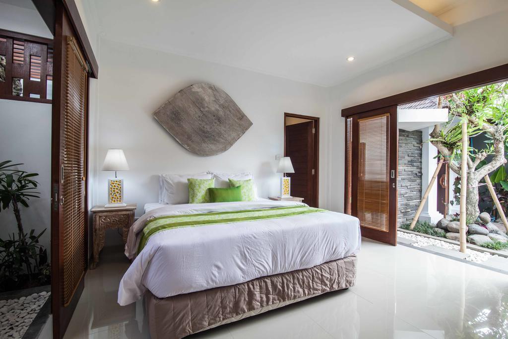 Ambermoon Villa