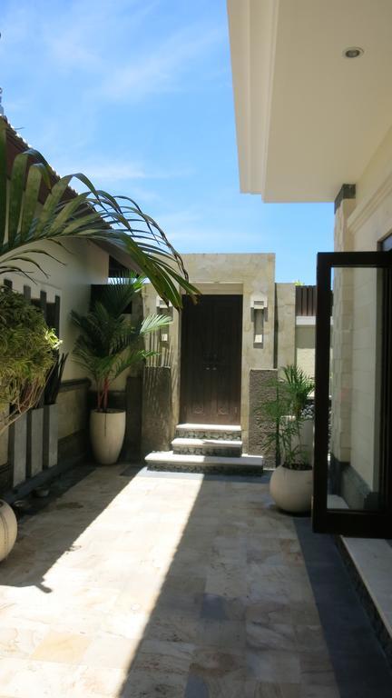 Nitras Villa *