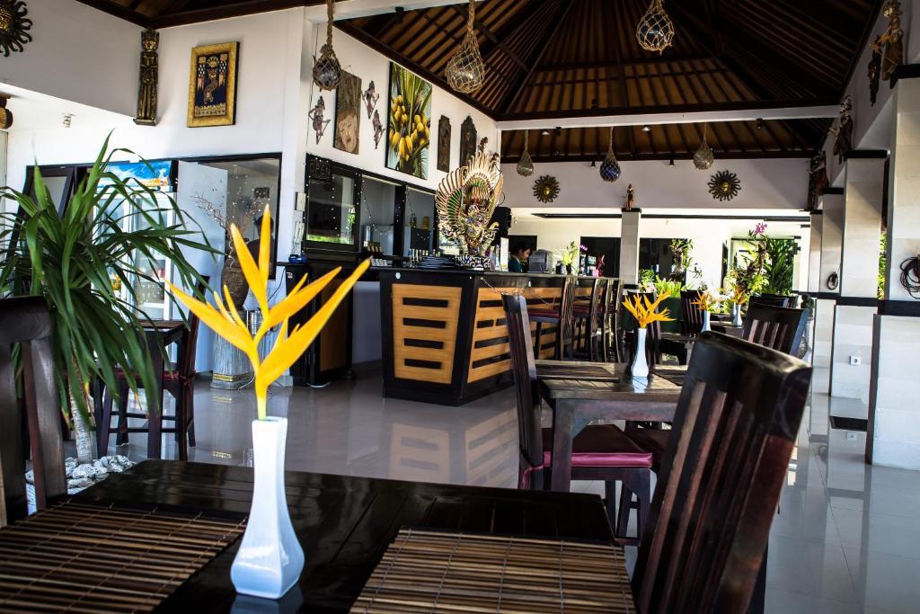 Kelapa Lovina (Bali)