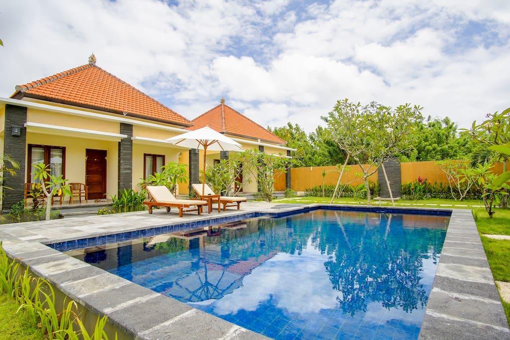 Kutuh Manak Uluwatu (Bali)