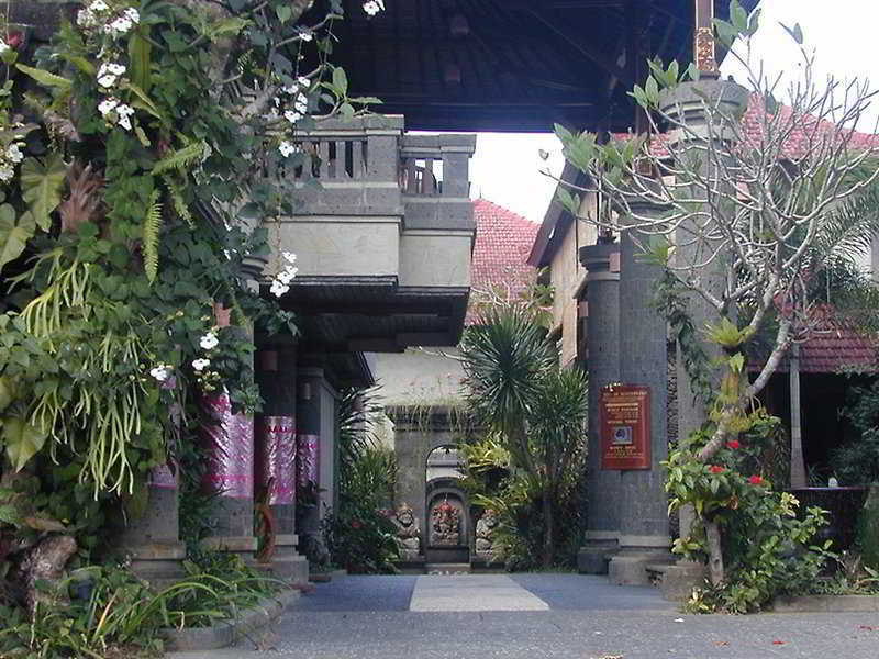 Resort Sahadewa &