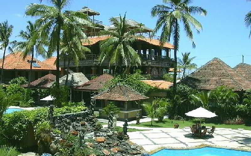Sari Segara & Resort 3*