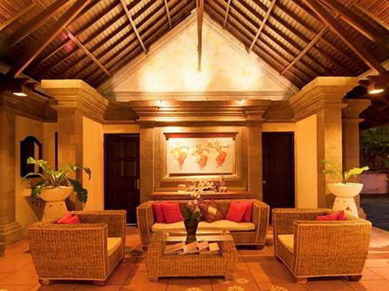 Puri Mesari Hotel
