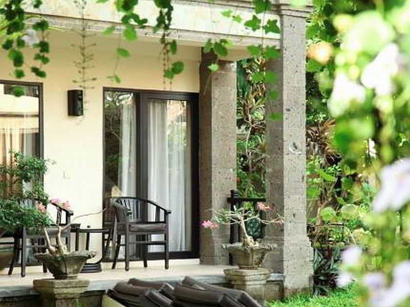 Puri Mesari Hotel 3*