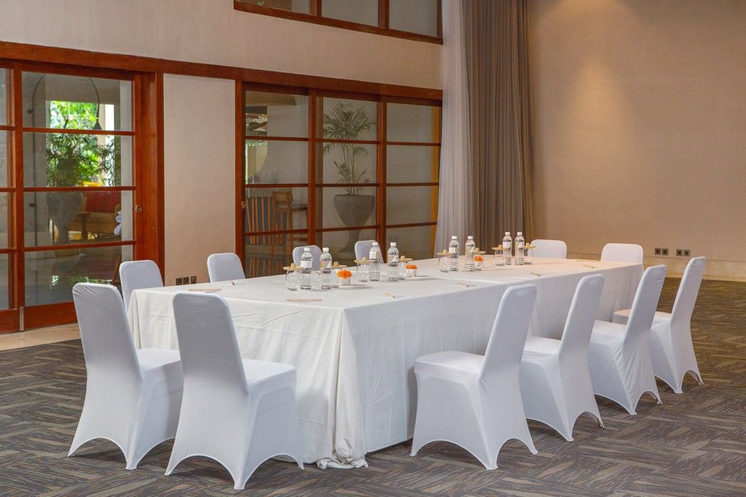 Hotel Amnaya Kuta 4*