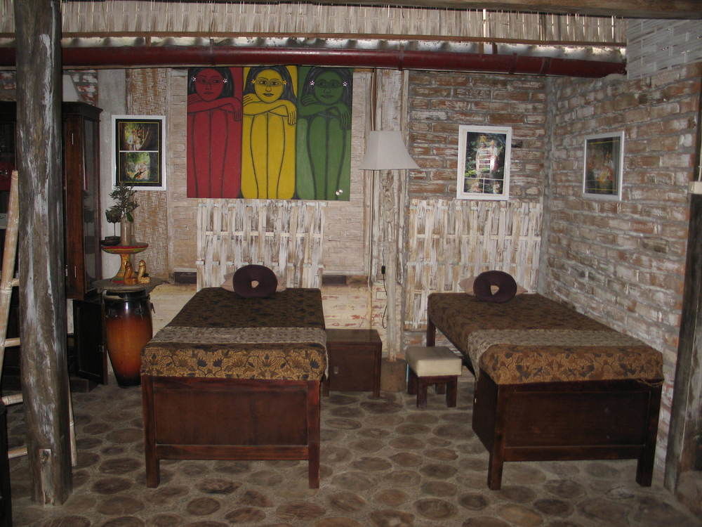 Santhiku & 2* Lovina (Bali)