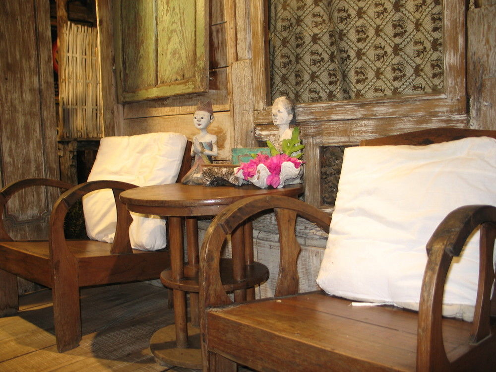 Santhiku & Lovina (Bali)
